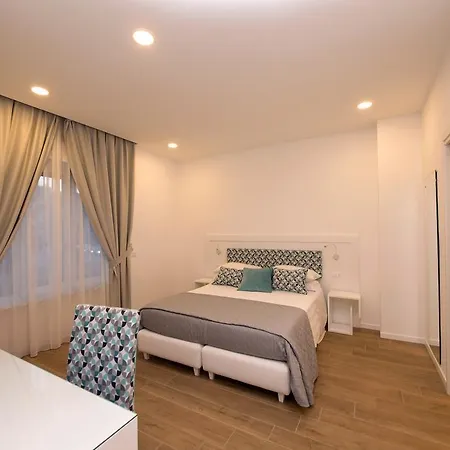 ゲストハウス Dea 4*