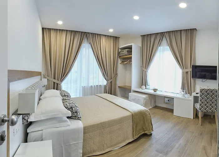 Dea Πανσιόν Σορέντο